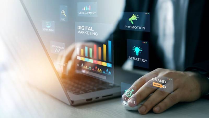 玉溪小程序开发：Hotwire和Stimulus如何通过最少的自定义 JavaScript 提供互动性？